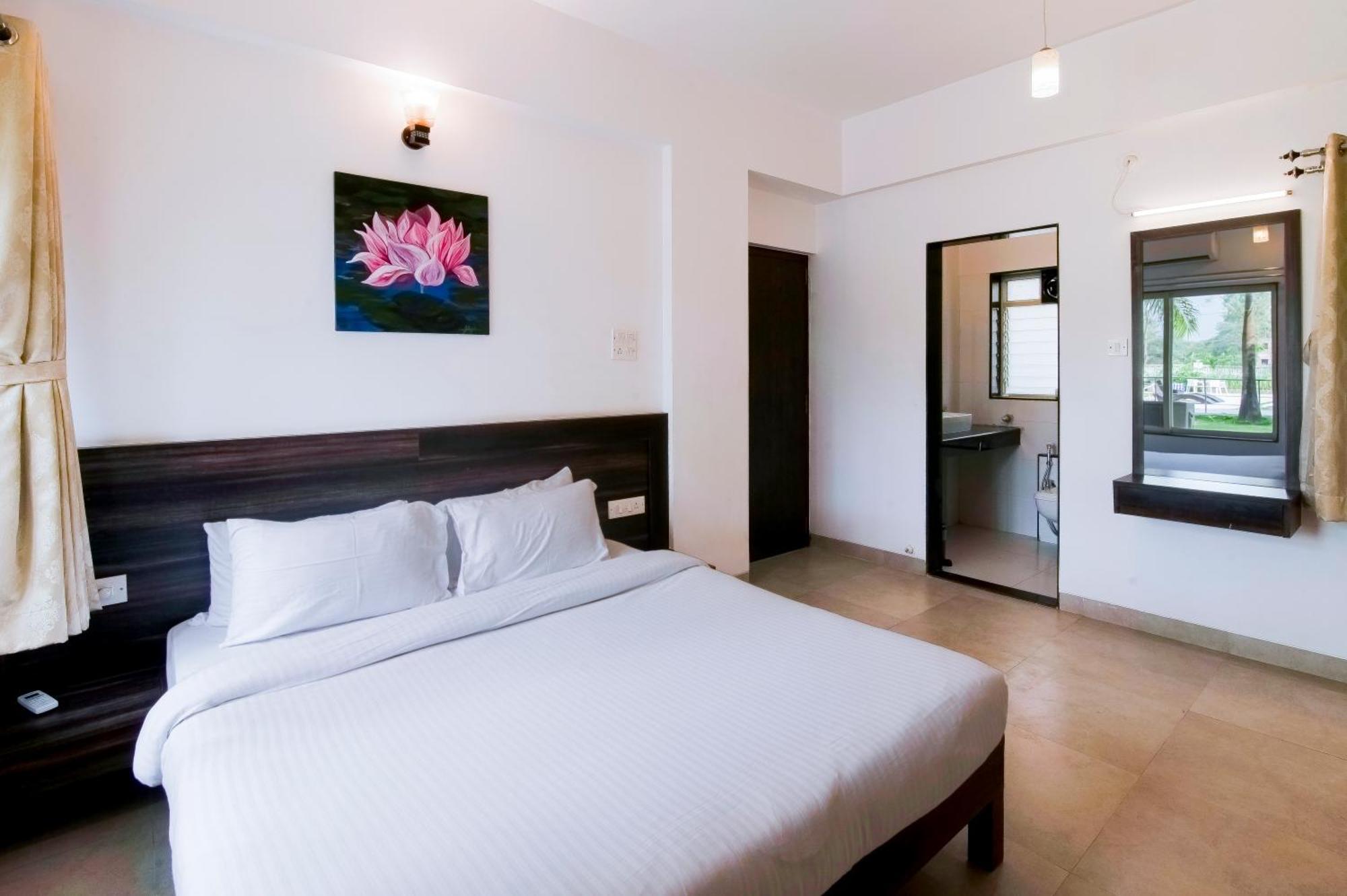 Hotel Sterling Stolen Heaven Lonavala Pokoj fotografie